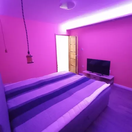 Apartament Pecsi Keco - Over The Beci