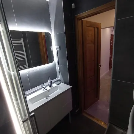 Apartament Pecsi Keco - Over The Beci