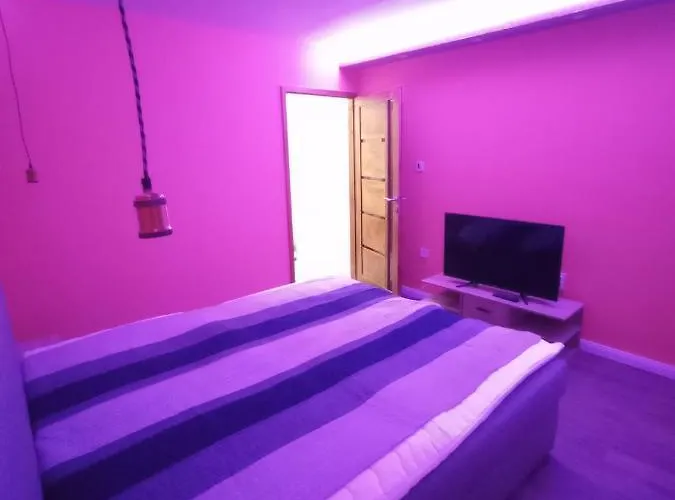 Appartement Pecsi Keco - Over The Pécs