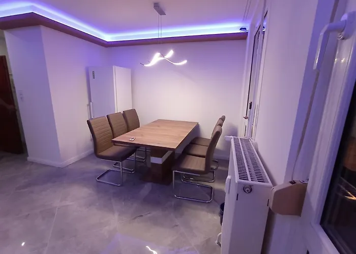 Pecsi Keco - Over The Appartement