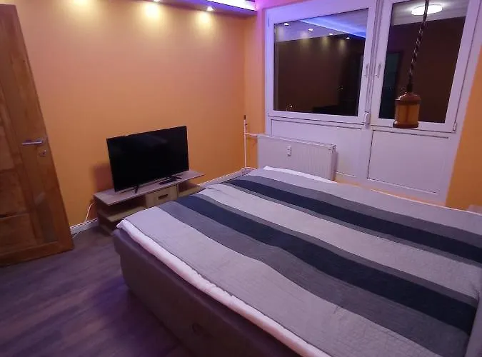 Appartement Pecsi Keco - Over The Pécs